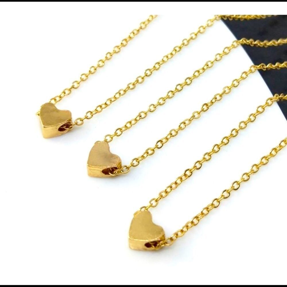 Dainty Gold Heart Necklace